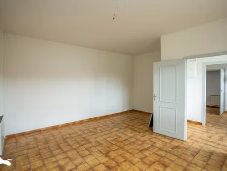 vente maison 4 pièces 80 m² à saint-sulpice-de-faleyrens (33330)  179 655 €