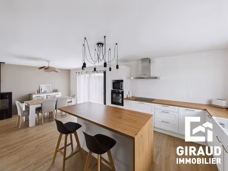 vente maison 4 pièces 93 m² à pissotte (85200)  214 240 €