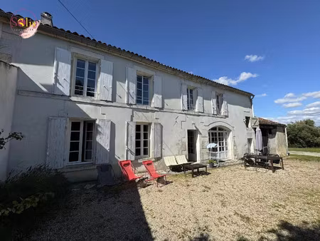 location maison 4 pièces 120 m² à julienne (16200)