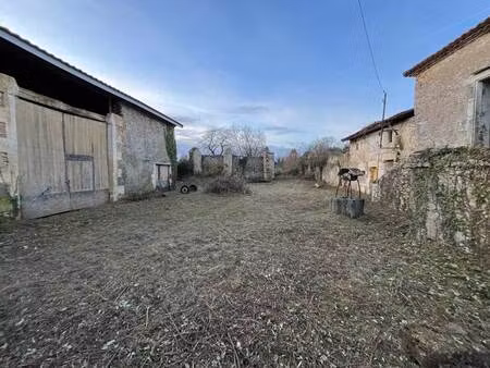 vente maison 2 pièces 102 m² la rochette (16110)