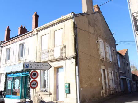 achat immeuble 128m² la charite sur loire 58400
