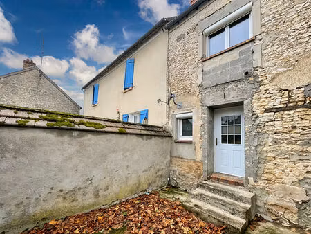 vente maison 3 pièces  67.77m²  pussay