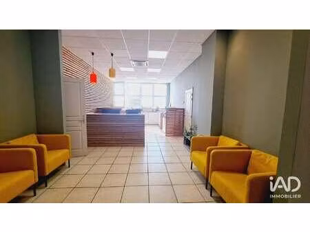 vente bureaux et commerces à carpentras (84200) : à vendre / 487m² carpentras