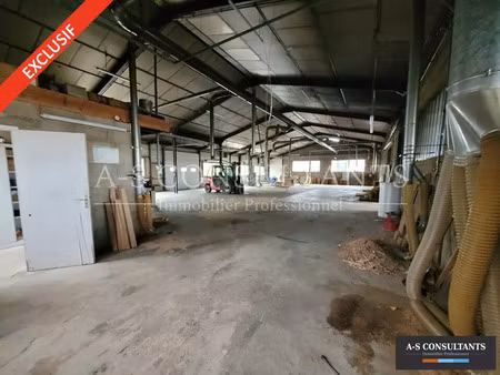 vente local industriel 690 m² moras-en-valloire (26210)