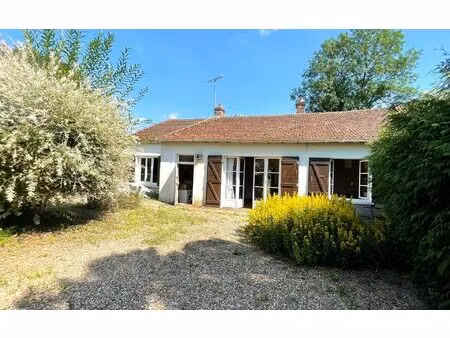 maison devay 112 m² t-5 à vendre  68 000 €