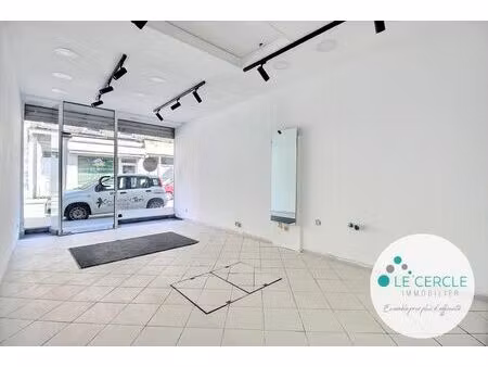 surface commerciale à vendre à rue de la station 49 braine-le-comte (vbd49984)