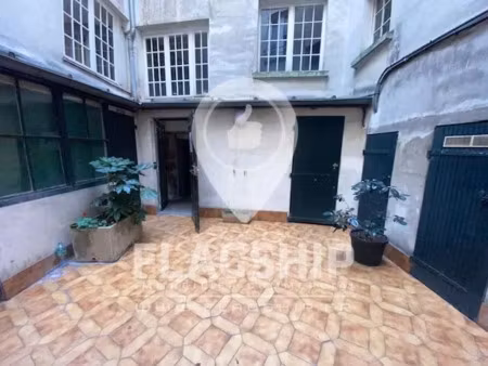 local bureaux 60 m² rdc sur cour