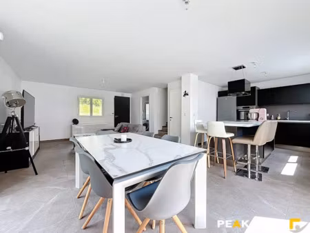 vente maison 4 pièces 97 m² à drumettaz-clarafond (73420)  575 000 €