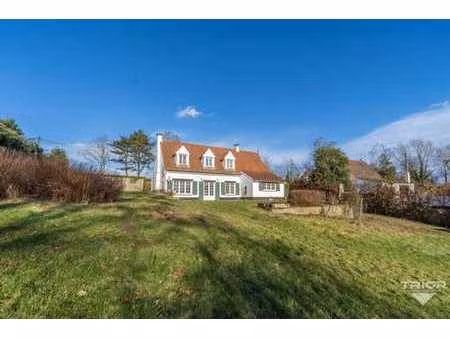 splendide villa style fermette - 3ch - 1sdb - superbe jardin