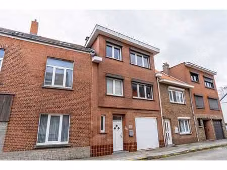 maison en parfait état - quartier du chenois - peb b !