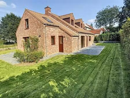 superbe maison 4 chambres à proximité de waterloo