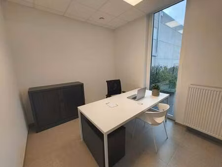 bien professionnel à louer à ieper € 350 (lgvgq) - 't werkpand | zimmo