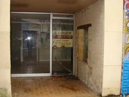 local commercial à louer
