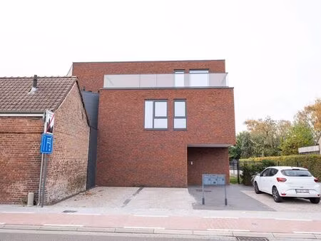 appartement à louer à sint-eloois-vijve € 900 (lgzzh) - immo roba | zimmo