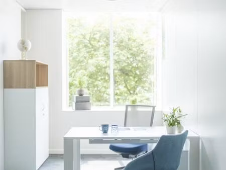 bien professionnel à louer à ixelles € 1.250 (lh0yu) - oreon properties herentals | zimmo