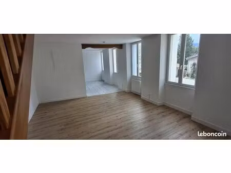 appartement 4 pièces 79 m²