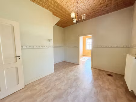 hettange-grande - maison mitoyenne d'un côté 87 m2 -- 2 82 a