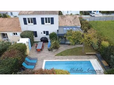 vente maison piscine à port-des-barques (17730) : à vendre piscine / 152m² port-des-barque