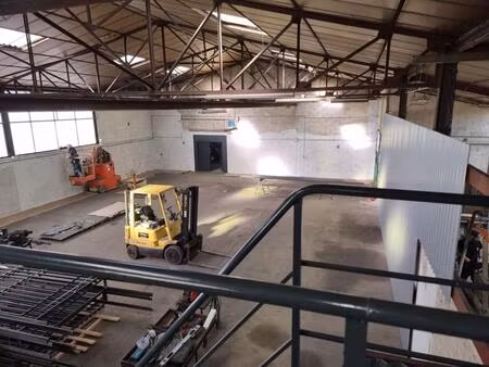 location local industriel à villefranche-sur-saône (69400)