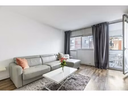 paris 18ème - marcadet / damremont: studio 27m2 + balcon