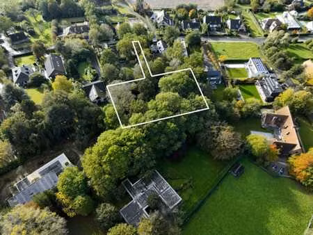 terrain à bâtir de + 3.000 m² dans un endroit aaa à marke !