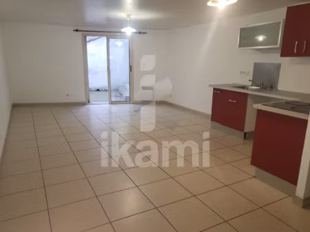 appartement de 60 m2 avec terrasse