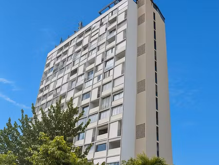 a vendre t5 duplex de 98 m2 à renover - tour anquetil 4 - le