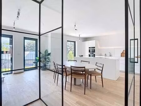 place dumon / superbe duplex neuf