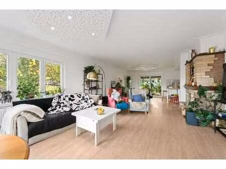 maison familiale très spacieuse avec grand jardin et bonne …