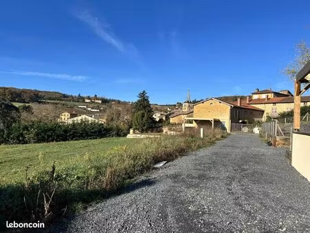 terrain 604 m² frontenas