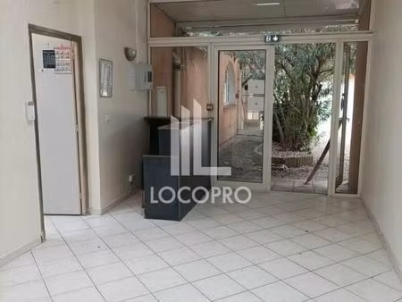 local commercial 478 m²