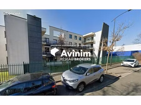 bureaux 97 m² brignais