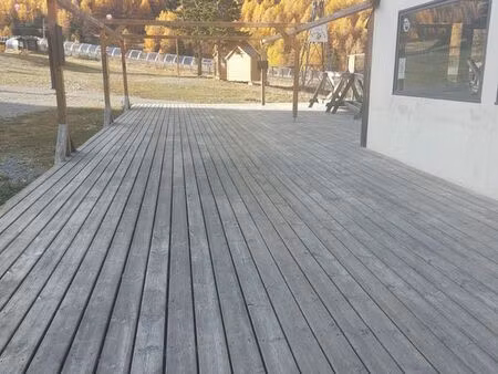 rare restaurant front de neige à isola 2000 – murs + fonds + licence iv