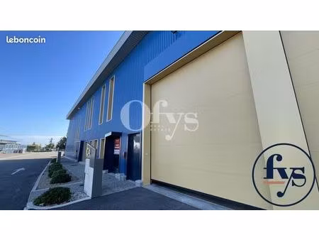 local d'activité 218 m²