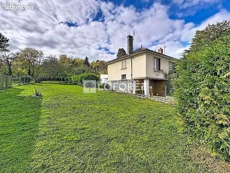 maison 7 pièces 165 m²