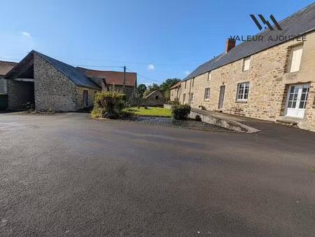 corps de ferme de 138 m² hab  5465 m² de terrain