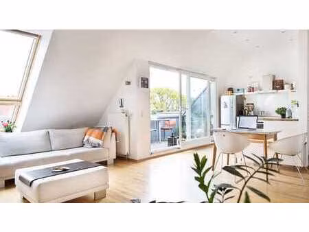 chambre avec terasse et jardin dans villa en colocation
