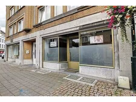 espace commercial dans un emplacement de premier choix à ter
