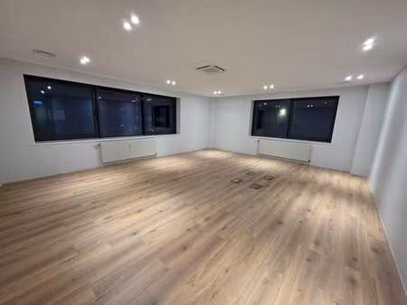 bureaux à louer - 42 m²