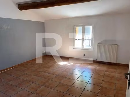 appartement de 3 pièces (52 m²) à bernis