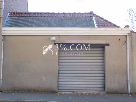 garage 102 m² proche centre ville !