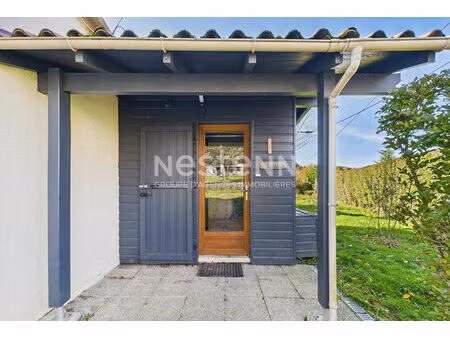 a vendre à 25 minutes d'aurillac  à proximité du lac de saint etienne cantalès  sur terrai