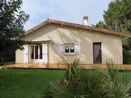 maison saint yzans de medoc