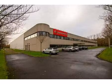 bâtiment semi-industriel à malines