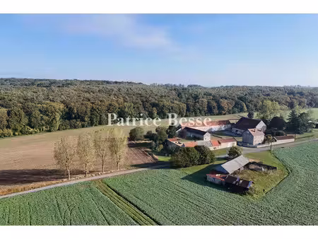 vente terrain 83000 m² à villers-cotterets (02600)  670 000 €