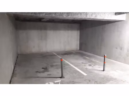 vente parking 12 m² à la rochelle (17000)  24 000 €