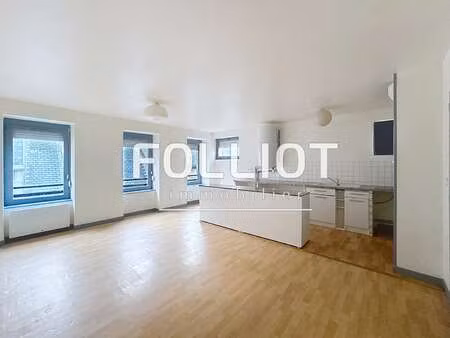 location appartement 2 pièces à granville (50400) : à louer 2 pièces / 48m² granville