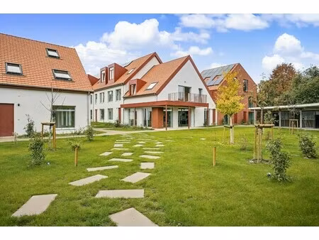 een ruime triplex met 2 slaapkamers te hasselt