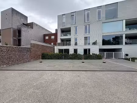 private staanplaats te koop in centrum waregem
