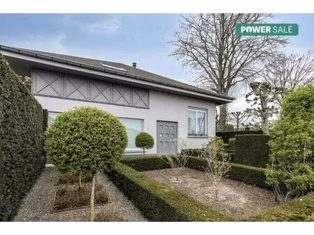 uitzonderlijke eigendom: woonst met loods op toplocatie